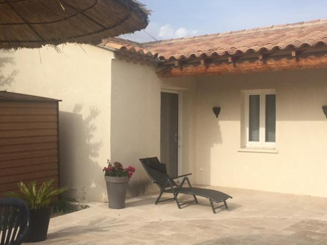 Vila Coquet 2 Pieces Au Calme Avec Piscine Fontvieille Exteriér fotografie