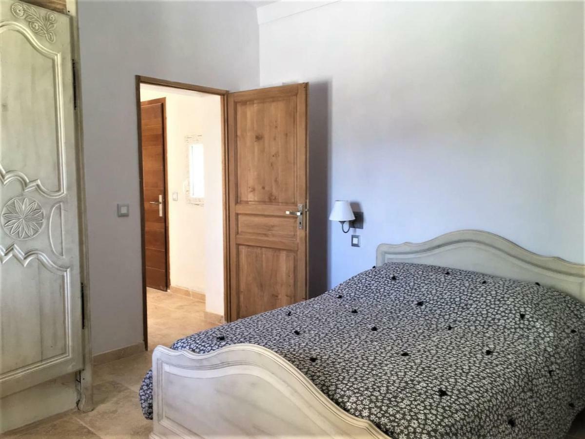 Vila Coquet 2 Pieces Au Calme Avec Piscine Fontvieille Exteriér fotografie