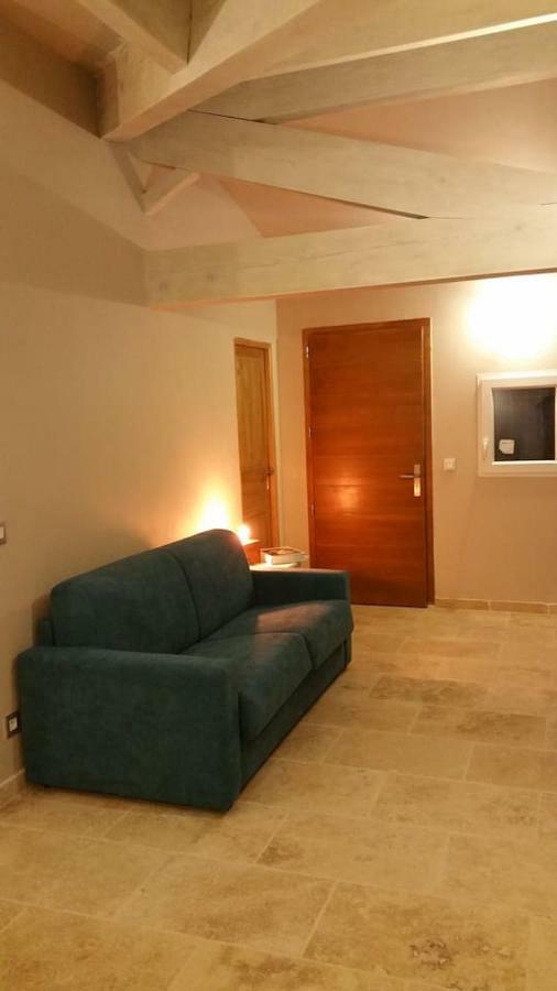 Vila Coquet 2 Pieces Au Calme Avec Piscine Fontvieille Exteriér fotografie